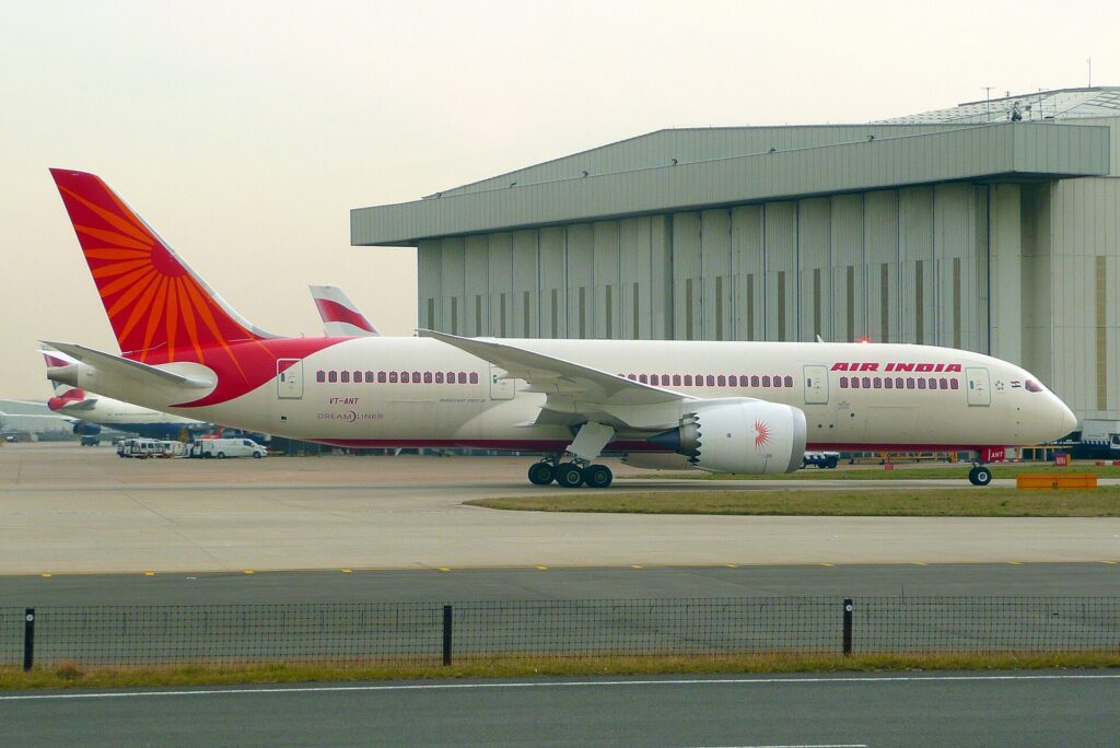 Air India Boeing 787-8 Dreamliner registration VT-ANT in the old red and white livery at London Heathrow