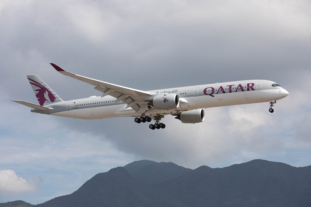 Qatar Airways Airbus A350-1000 on approach with its landing gear down