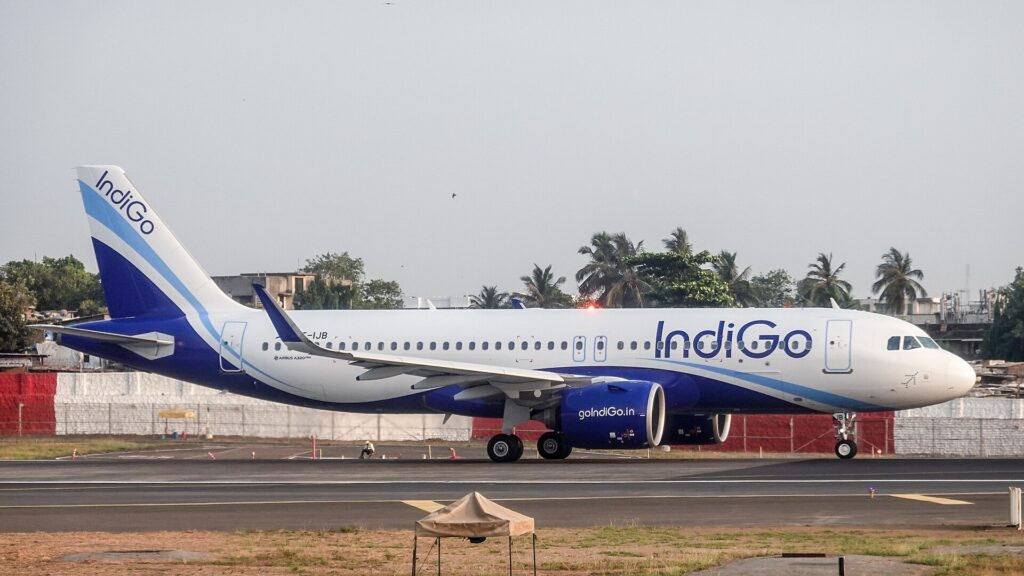 IndiGo Airbus A320neo VT-IJB at Mumbai, with its large turbofan engines under the wings