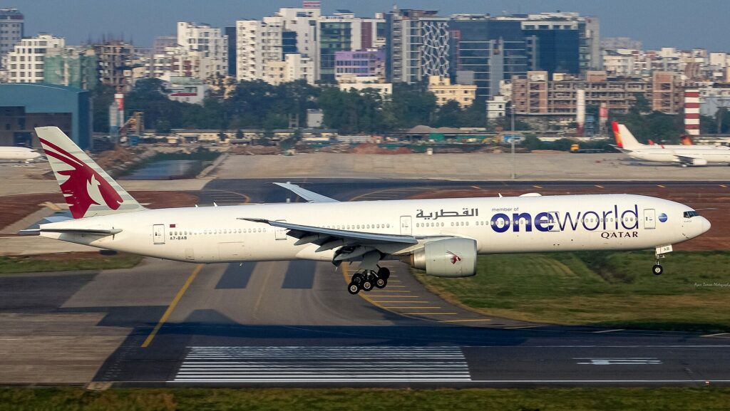 Qatar Airways Boeing 777-300ER A7-BAB painted in the oneworld alliance livery